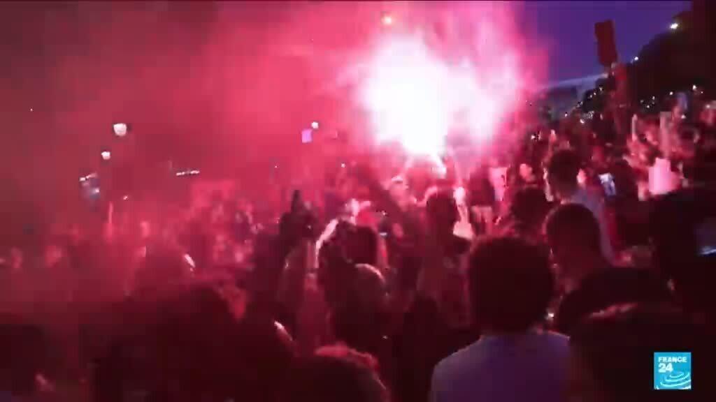 Video thumbnail for Over 700 rioters detained across France after PSG's Champions League victory celebrations