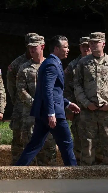 Video thumbnail for US Defense Secretary heckled at Washington DC event