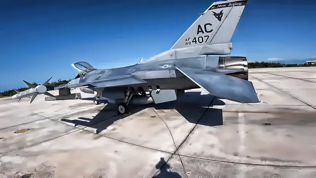 'Video thumbnail for U.S. F-16 Vipers Prep For Agile Combat Employment'