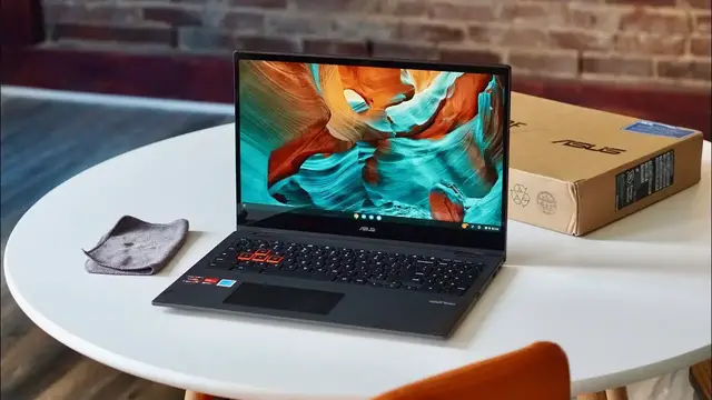 Video thumbnail for ASUS Chromebook Flip CM5 Unboxing and Initial Impressions