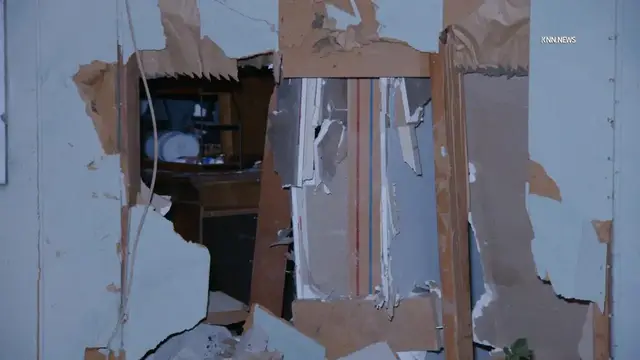 Video thumbnail for US, Phoenix: Phoenix Driver Flees After Crashing Into House And Parked Pickup Truck.