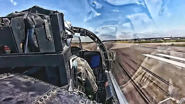 'Video thumbnail for F-15E Strike Eagles Takeoff + F-15D Cockpit View Takeoff'
