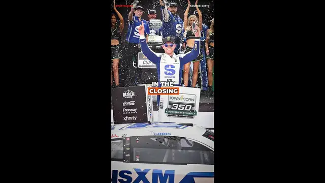 Video thumbnail for Ty Gibbs Holds Off Christopher Bell in a Wild Iowa Speedway Finish!