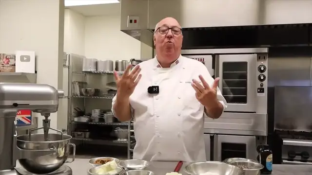 Video thumbnail for Royal Chef Shares   The Palace Chocolate Chip Cookies(720P HD)