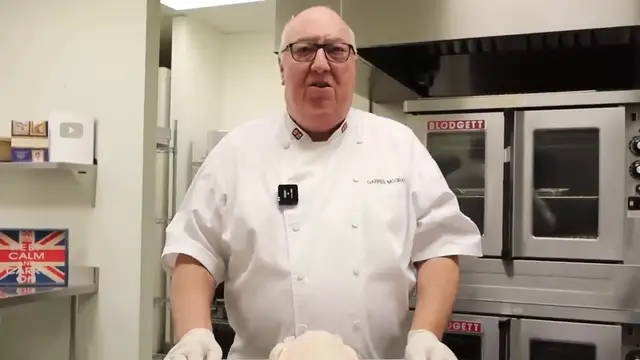Video thumbnail for Royal Chef Reveals The Easiest Roast Chicken Ever(720P HD)