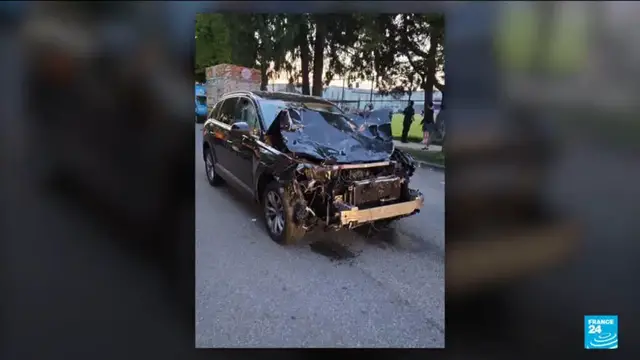 Video thumbnail for At least 9 killed after car drives into crowd at street festival in Vancouver