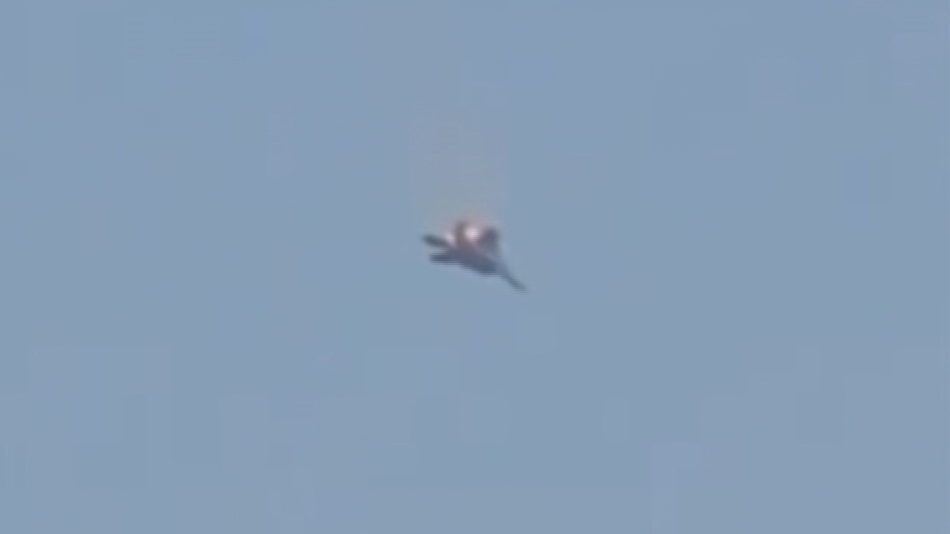 Video thumbnail for Kuwait says 'several' US warplanes crashed, all crew survived