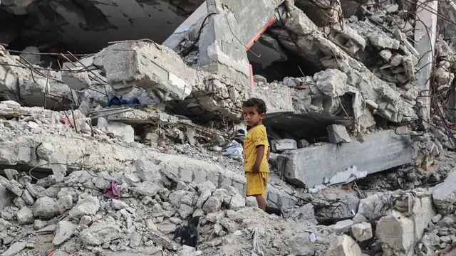 Video thumbnail for Expansion of the 'yellow line': Israeli forces expand zones of control