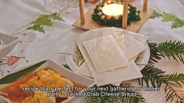 Video thumbnail for Cracked Crab Cheese Bread recipe