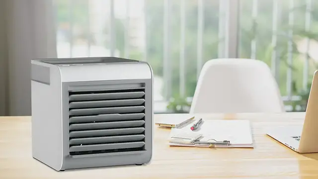 Video thumbnail for BLACK+DECKER Desktop Air Cooler and Portable Fan, 3-Speed Evaporative Air Cooler