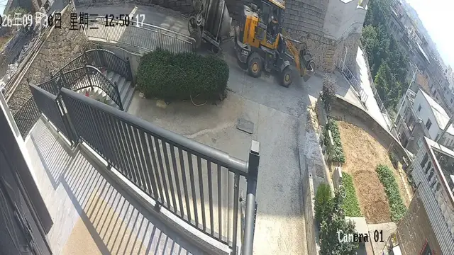 Video thumbnail for Wheel Loader Rolls Off Cliff After Brake Failure in Fujian