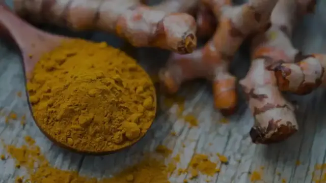 Video thumbnail for Top health benefits of turmeric