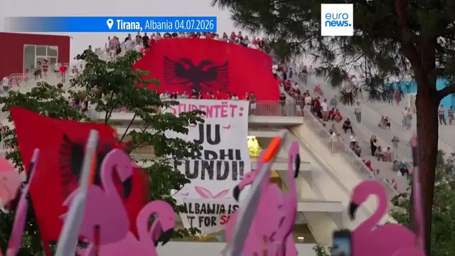 Video thumbnail for Thousands swarm the streets of Tirana in major 'Pink Flamingo' anti-government protests