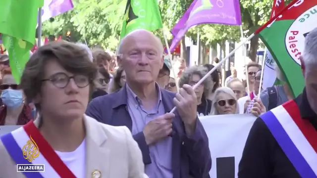 'Video thumbnail for Paris protesters demand end to Israel’s assault, call for Palestinian recognition'