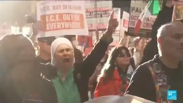 'Video thumbnail for USA: Donald Trump threatens to unleash his "Department of War" on Chicago'