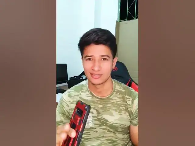 Video thumbnail for Adivinen quién amaneció con 10 llamadas? #shorts #humor