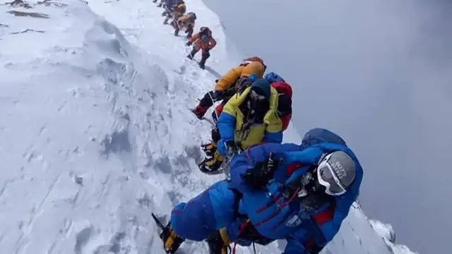 'Video thumbnail for People Keep Dying On Mt. Everest And Here's Why'