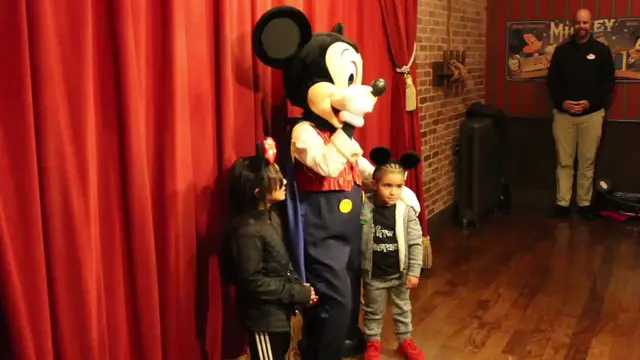 Video thumbnail for Mickey Mouse Helps Military Dad Surprise Kids With Homecoming | Happily TV
