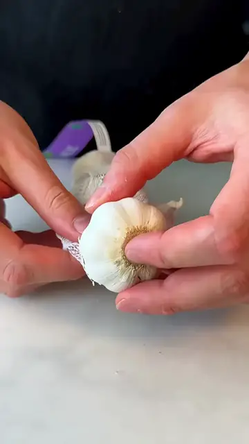 Video thumbnail for Creamy Chicken Pasta 🍝 (1920p 30fps H264 128kbit AAC)