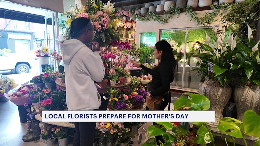 Video thumbnail for Yonkers flower shop sees high demand for orders ahead of Mother's Day