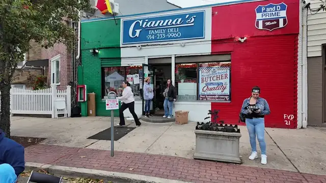 Video thumbnail for Yonkers celebrates Italian heritage with 99th annual Columbus Day parade