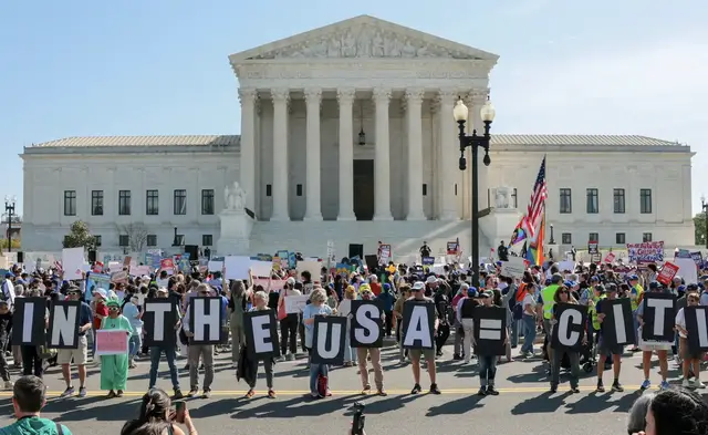 Video thumbnail for SCOTUS rules against Trump's order limiting birthright citizenship