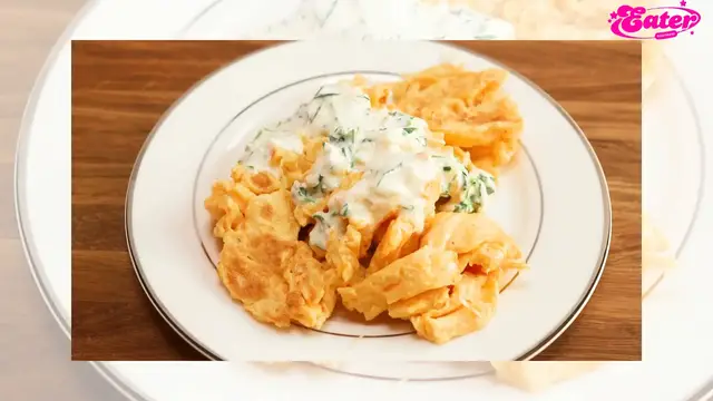 Video thumbnail for Yummiest Omelette with Garlic Cream Sauce Recipe