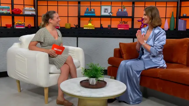 'Video thumbnail for 'RHOM's Julia Lemigova Doesn't Think Guerdy Abraira Can Justify Exposing Their Text Messages'