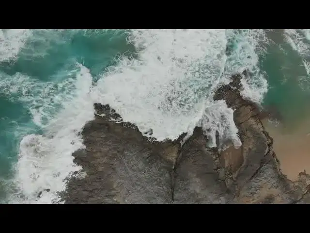 Video thumbnail for Blue Ocean Waves