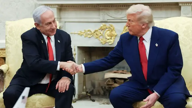 Video thumbnail for Trump claims US held direct nuclear talks with Iran