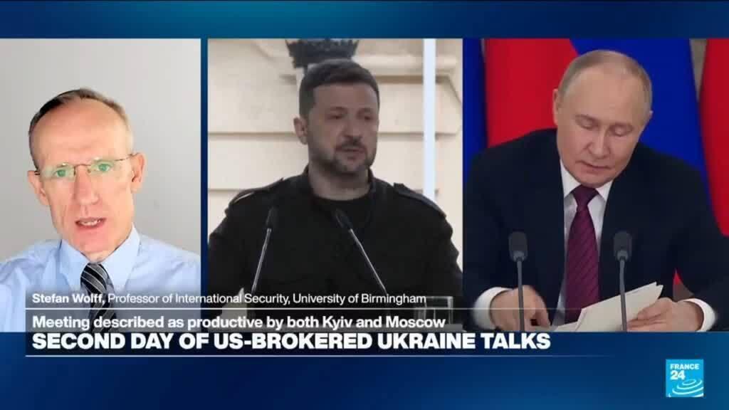 Video thumbnail for Ukraine-Russia peace talks: 'No progress' on territory nor future security guarantees