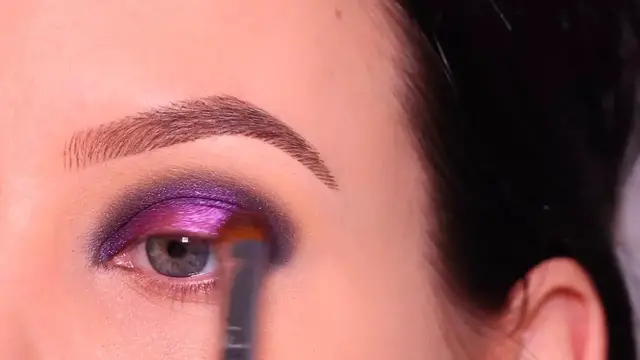 'Video thumbnail for Purple Smokey Eyes Tutorial | Urban Decay Naked Metal Mania Palette'
