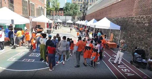 Video thumbnail for Carnival brings summer fun to children living in NYC shelters