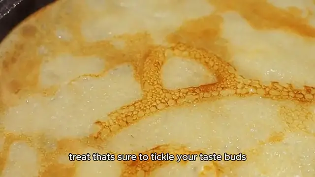 'Video thumbnail for Apple Crisp Pizza'