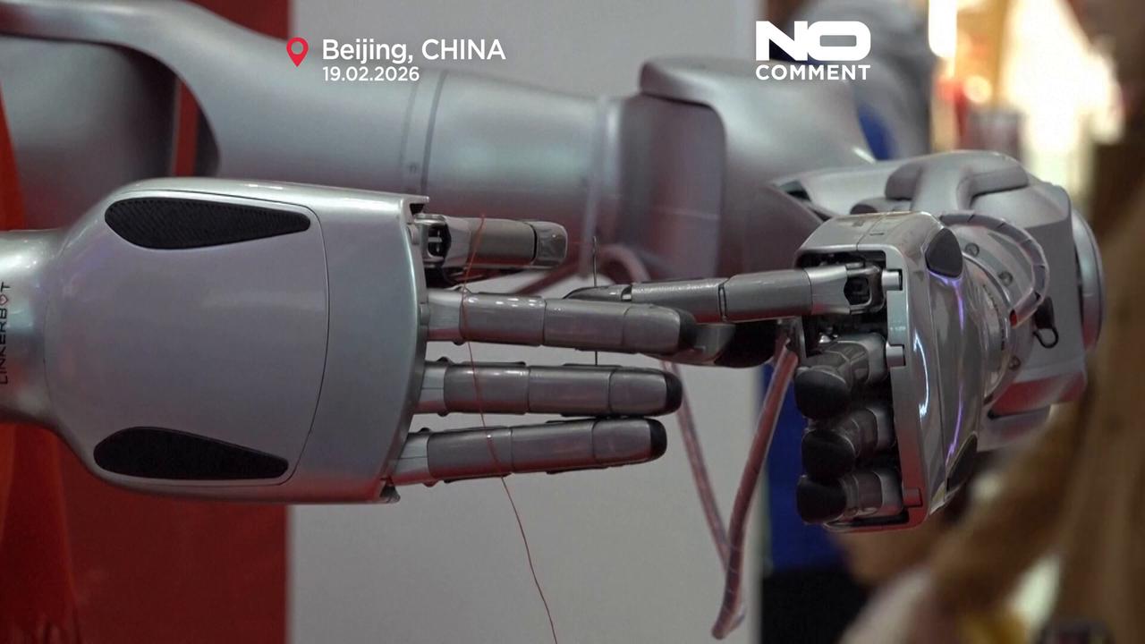 Video thumbnail for Humanoid robots dance into Beijing’s Lunar New Year celebrations