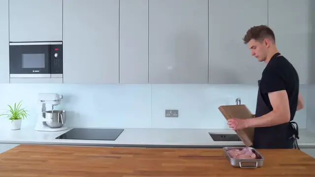 Video thumbnail for Delicious Popcorn Chicken (2 ways) ¦ SAMSEATS (2160p 30fps AV1 128kbit AAC)