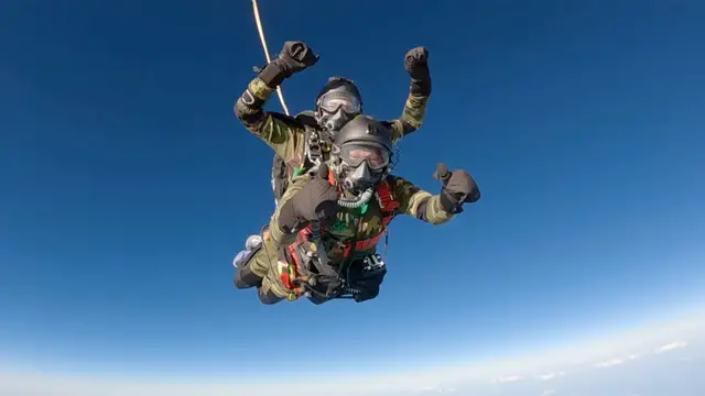 Video thumbnail for Highest tandem parachute jump (skydive)  13,081 m (42,917.2 ft) by Artaj Singh and Thomas Oquinns