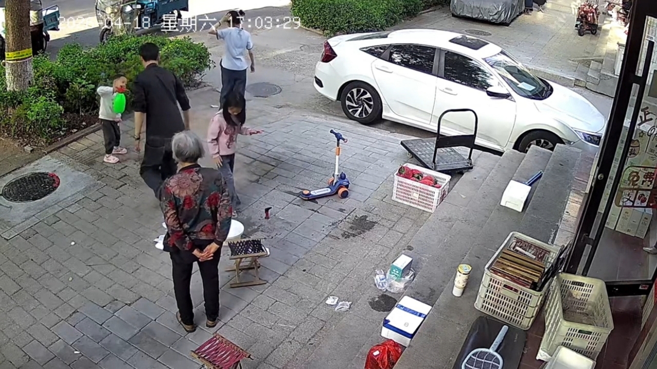 Video thumbnail for Sudden Water Pump Explosion Catches Family Off Guard in Shandong