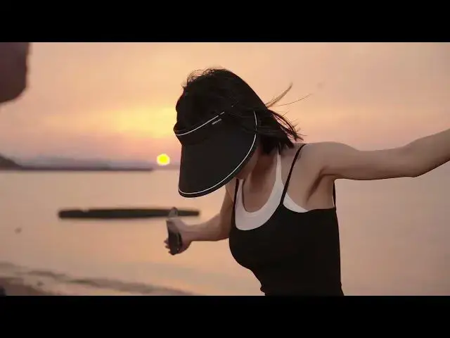 'Video thumbnail for I love the way he looks at me when I look away'