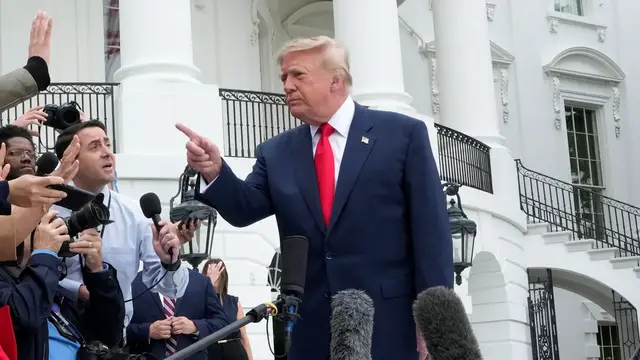 Video thumbnail for Trump calls for new president in Ukraine