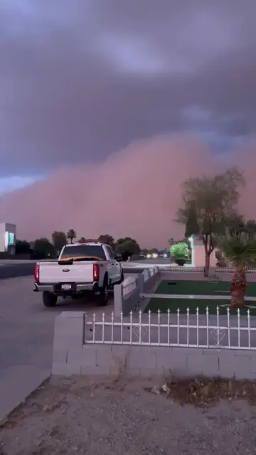 Video thumbnail for Monsoon Dust Wall Approaches Buckeye Arizona Neighborhood