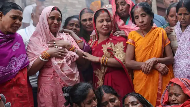 'Video thumbnail for Delhi car explosion: Families bury victims, demand answers'