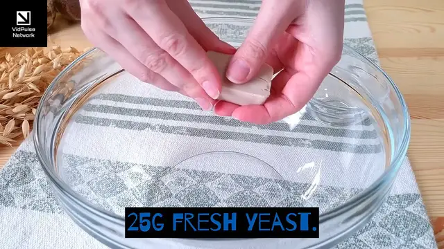 Video thumbnail for New Nut Roll Recipe