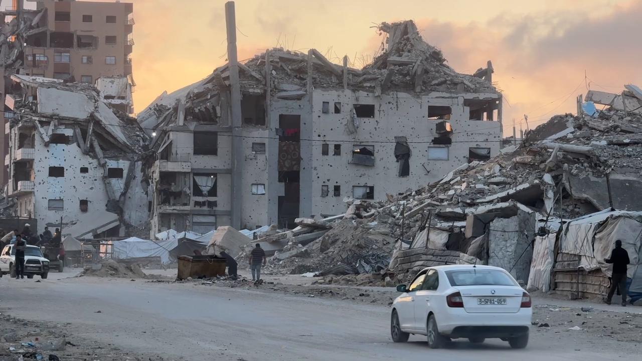 Video thumbnail for Destroyed Homes Tel Al-Hawa Gaza 25.