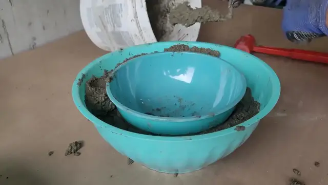 'Video thumbnail for Pour concrete into a Dollar Store bowl for this BRILLIANT designer kitchen idea!'