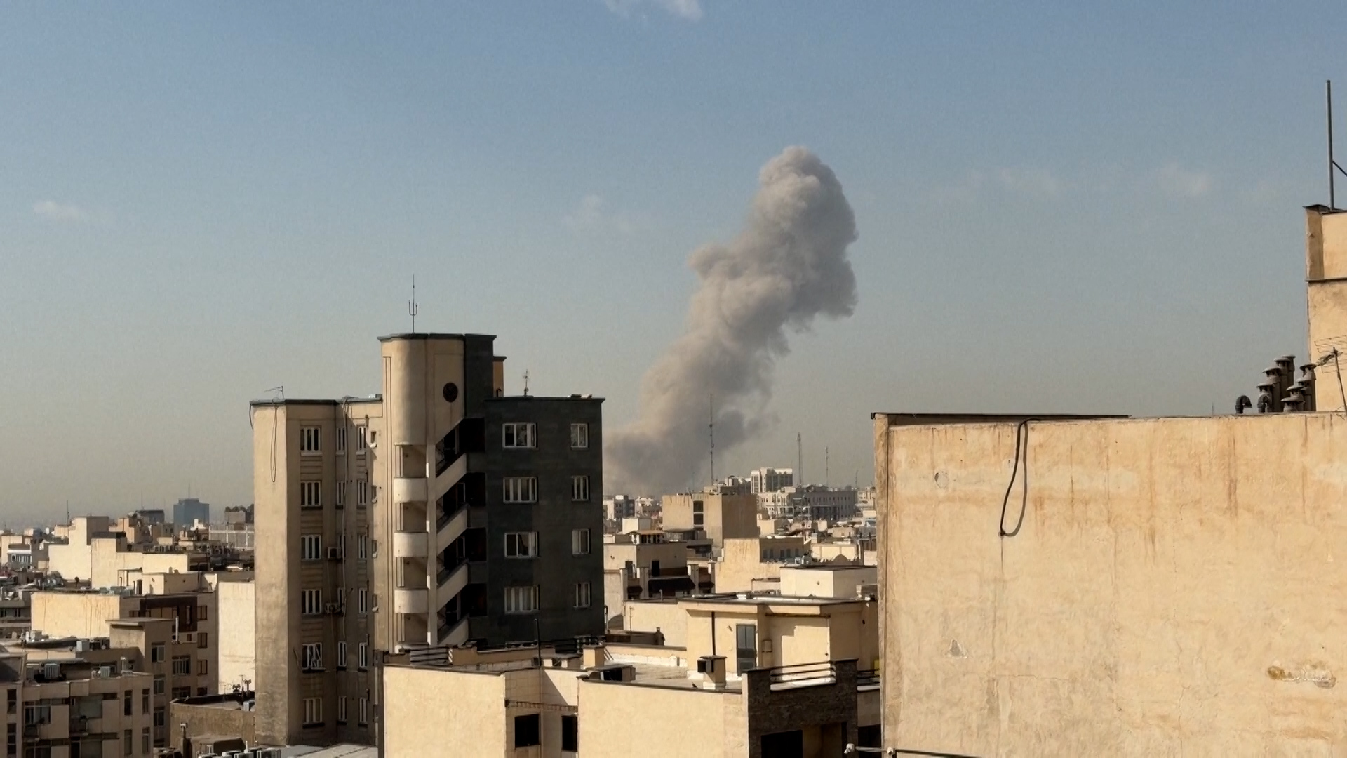 Video thumbnail for Explosions heard in Tehran as Israeli launches attacks