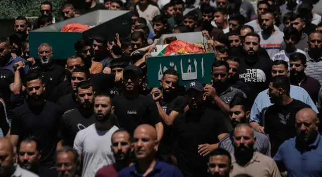 Video thumbnail for Israeli settlers kill two Palestinians in attack on Deir Jarir in occupied West Bank: Sources