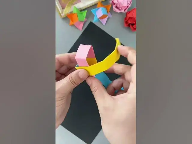 'Video thumbnail for How to Make Origami Spinning Toy'
