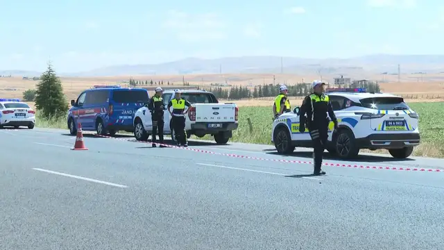 Video thumbnail for Türkiye: Two injured in training helicopter crash near Turkish capital.