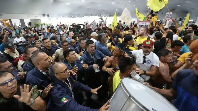 Video thumbnail for Indigenous protesters storm COP30 climate summit in Brazil